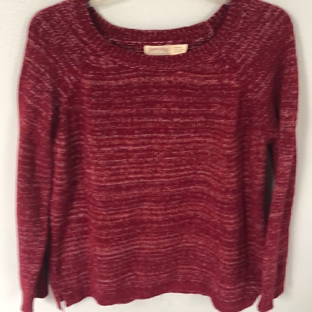 Faded Glory Crew neck Sweater.  Size Medium.